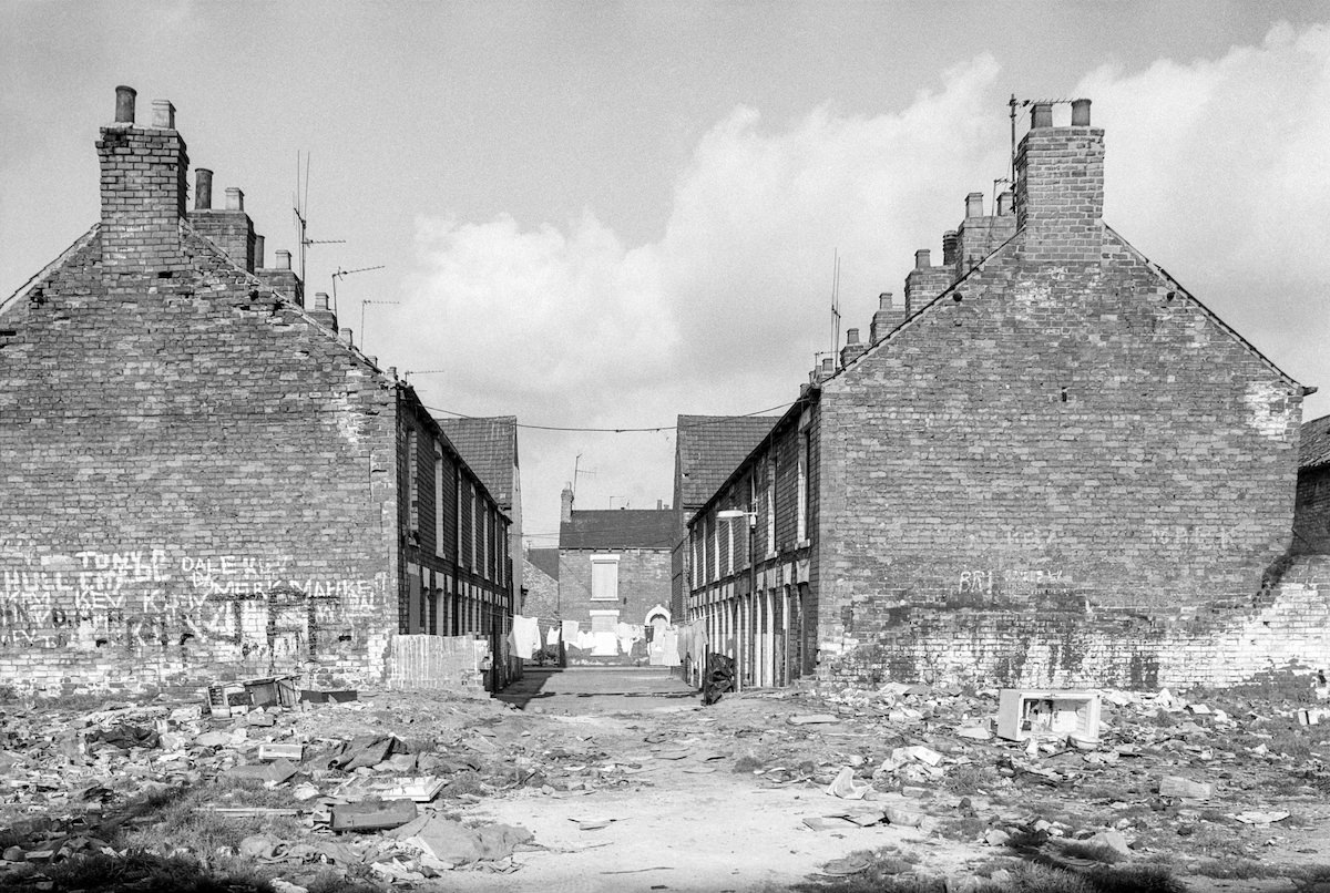 #4 Terrace, West Dock Avenue area, Hull, 1981