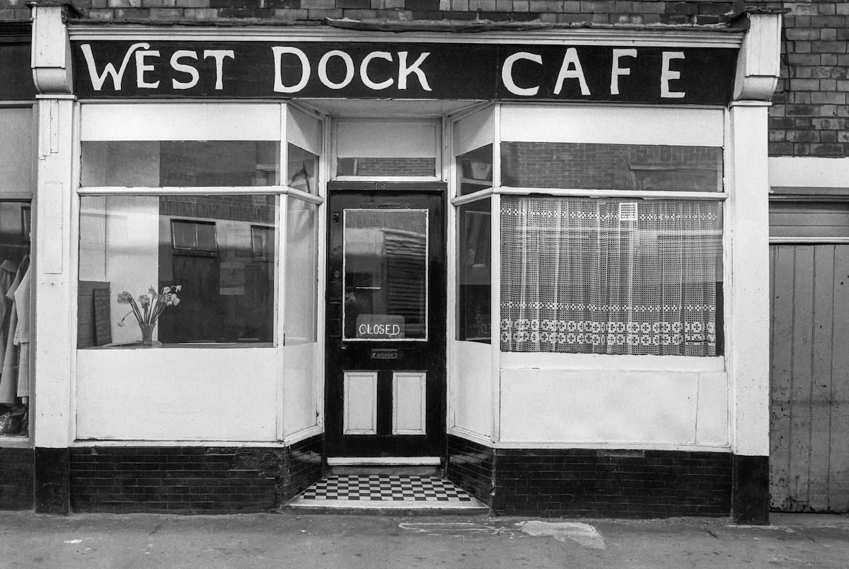 #5 West Dock Cafe, West Dock Avenue, Hull, 1981