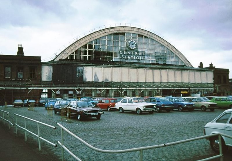 #46 Central Station, 1980