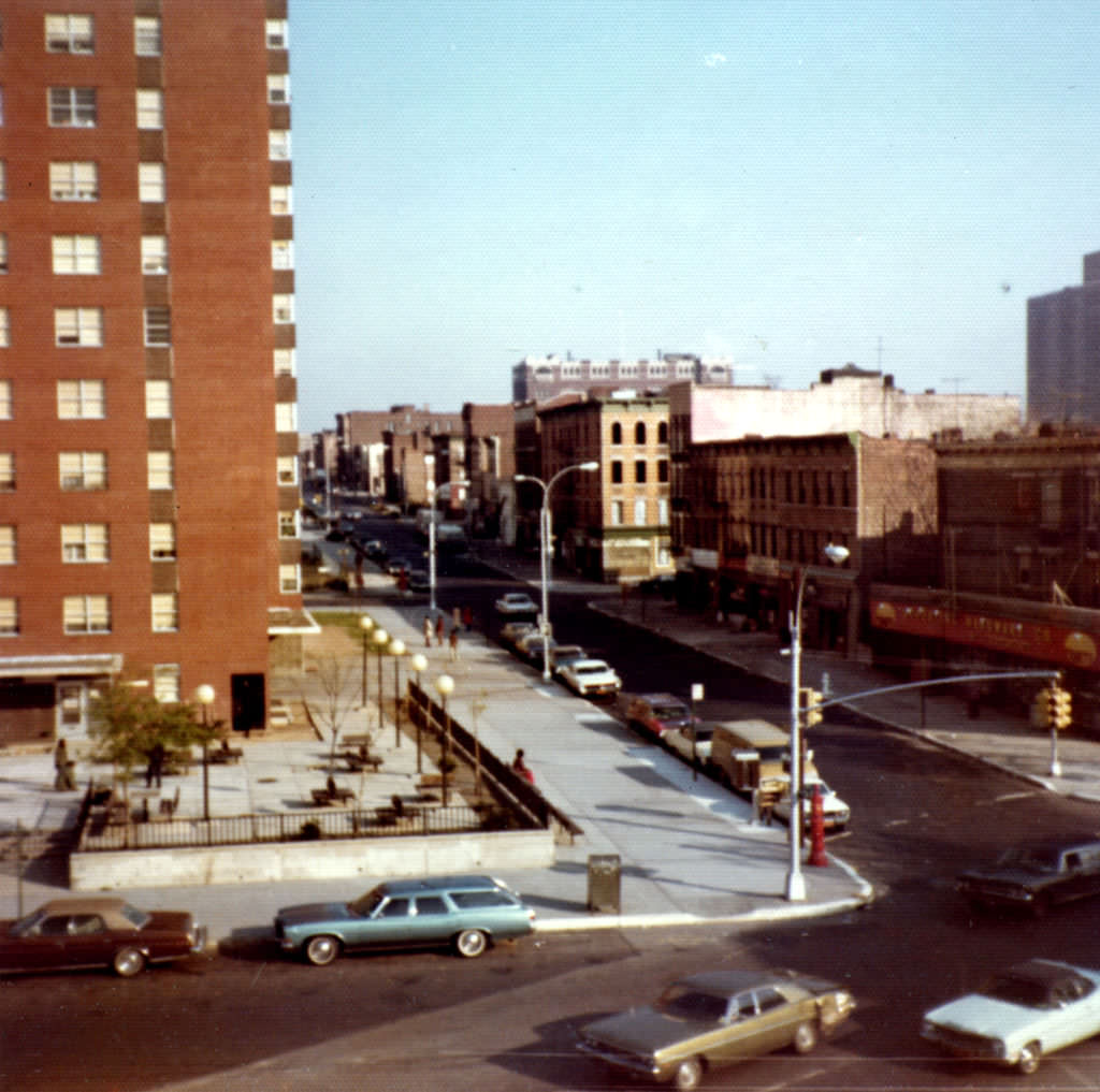 #41 Brooklyn street scene, 1978