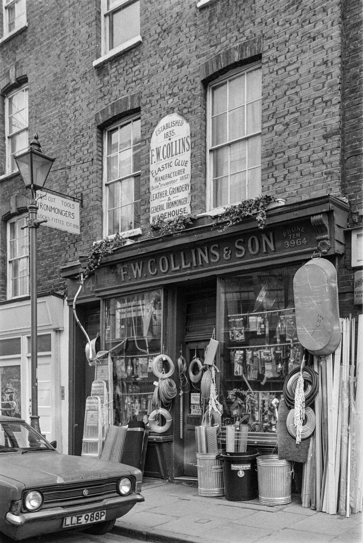 #3 F W Collins, Ironmongers, Earlham St, Covent Garden, Camden, 1987