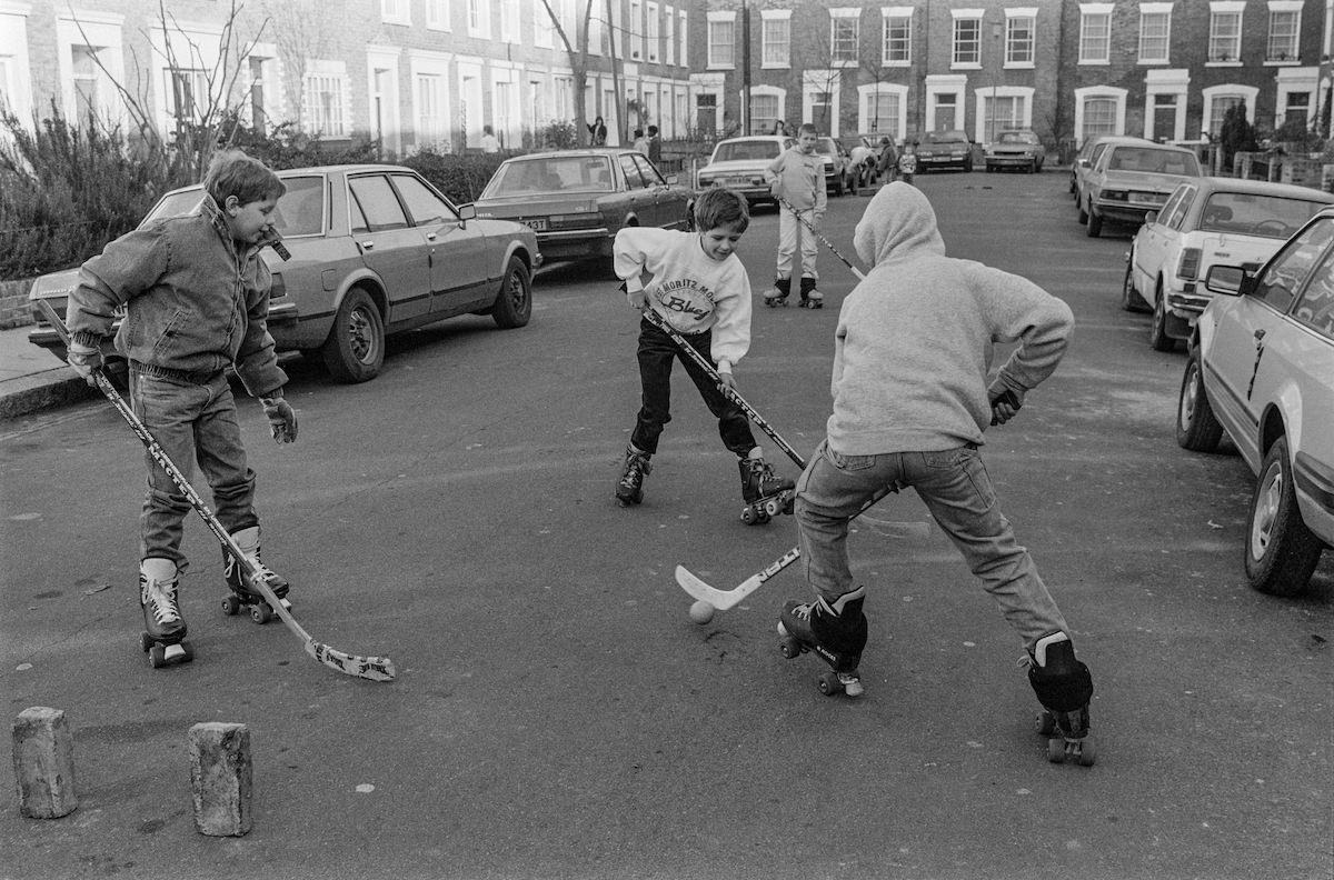 #24 Hockey, St Leonard’s Square, Kentish Town, Camden, 1986