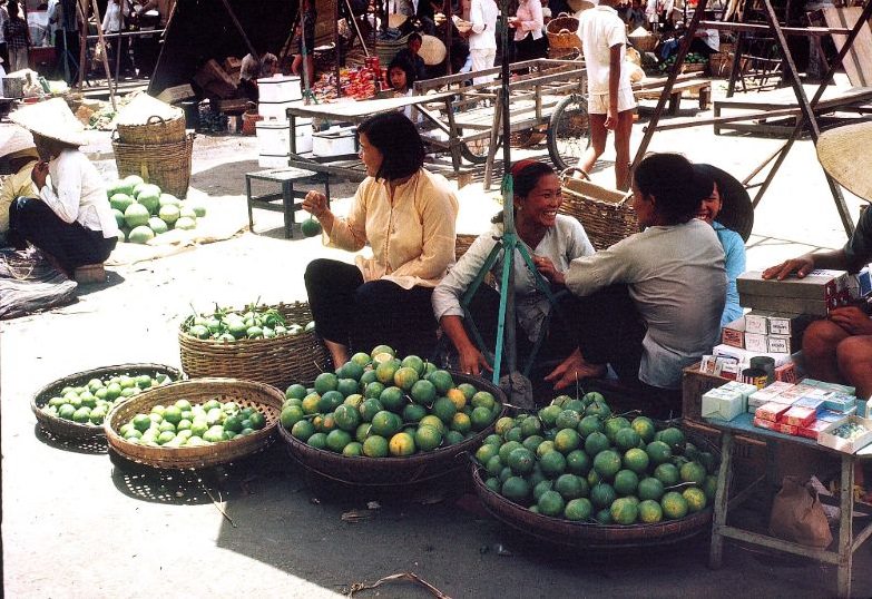 #20 Ladies at the Can Tho market in Can Tho, 1968