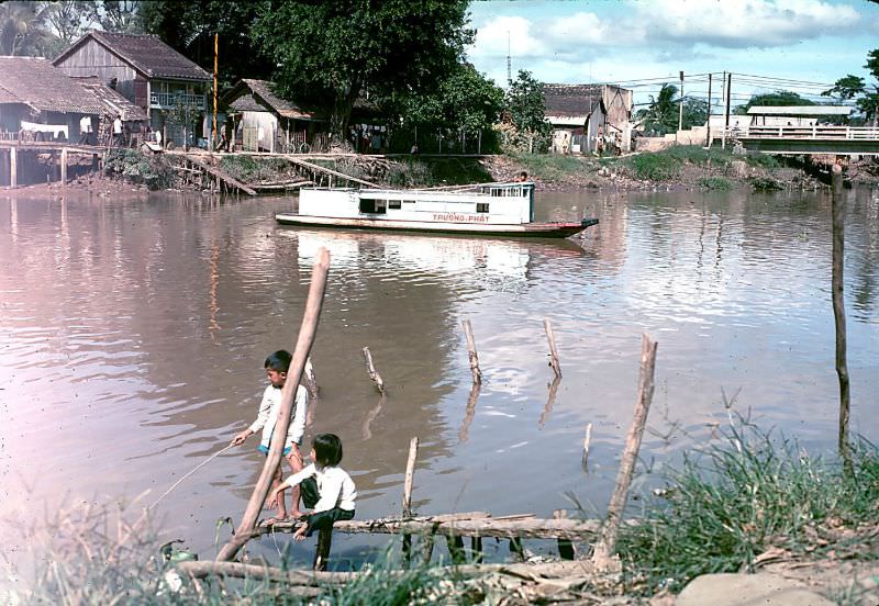 #17 Can Tho canal boat, 1968