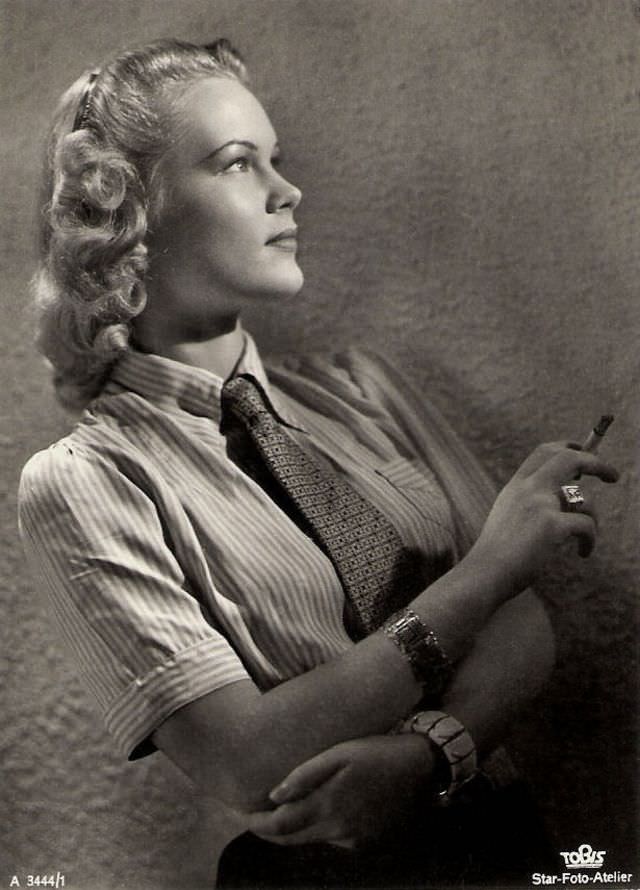 #7 Marianne Simson
