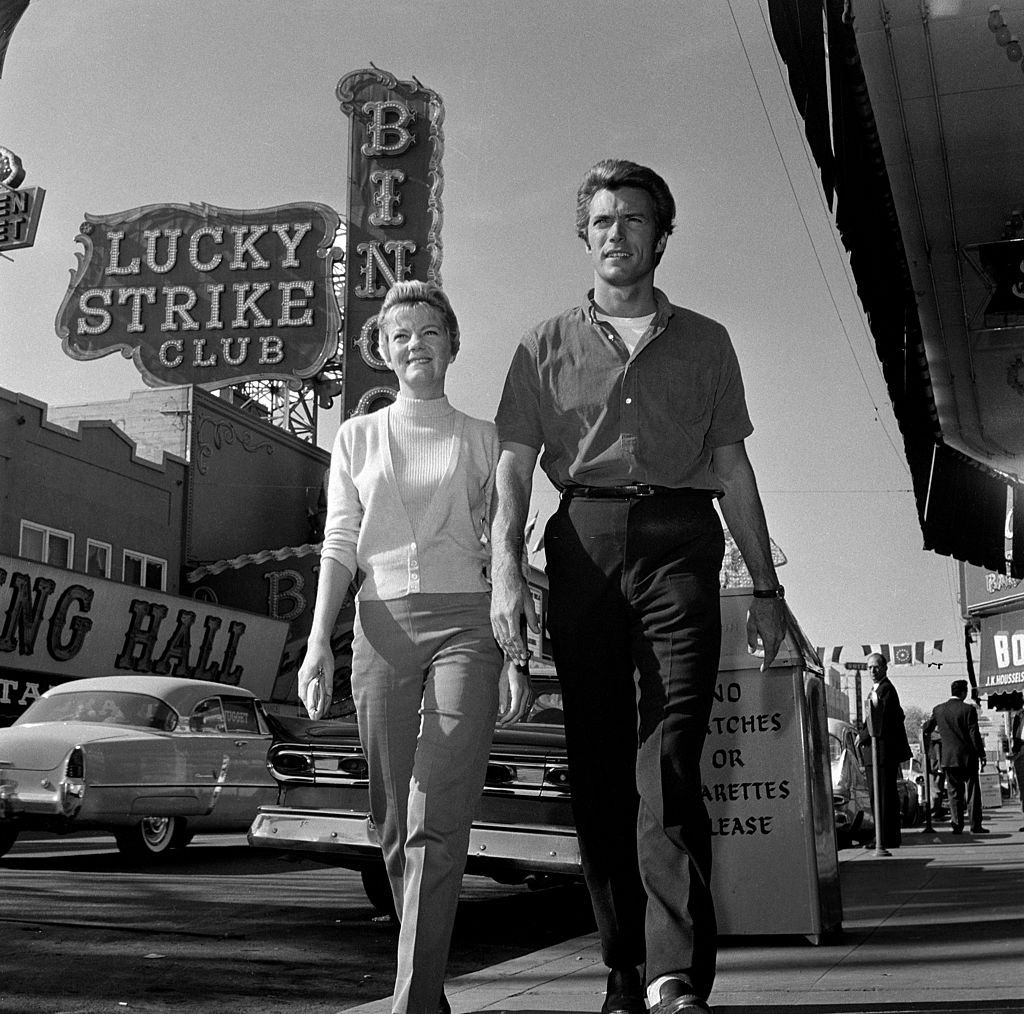 #17 Clint Eastwood with his wife Maggie Eastwood in Las Vegas, 1959.