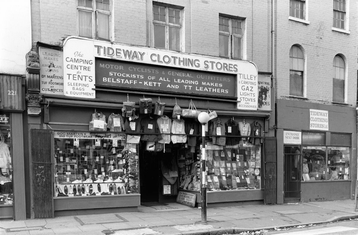 #27 Tideway Clothing Store, Deptford High St, Deptford, Lewisham, 1988