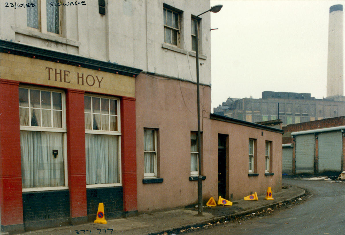 #6 The Hoy pub, Creek Rd, Stowage, Deptford, 1988