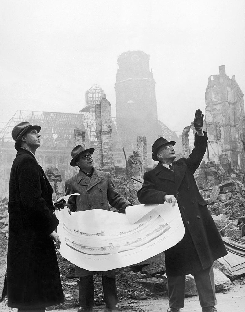The mayor of Dresden Walter Wiedauer and the architect Conart Herbert (Right) Planned the city’S Reconstruction.