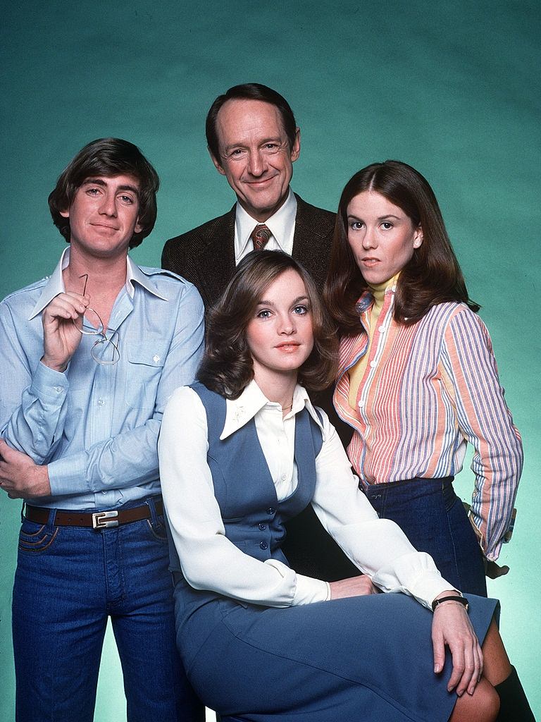 #22 Pamela Sue Martin George O’Halon, William Schallert and Jean Rasey, 1977.