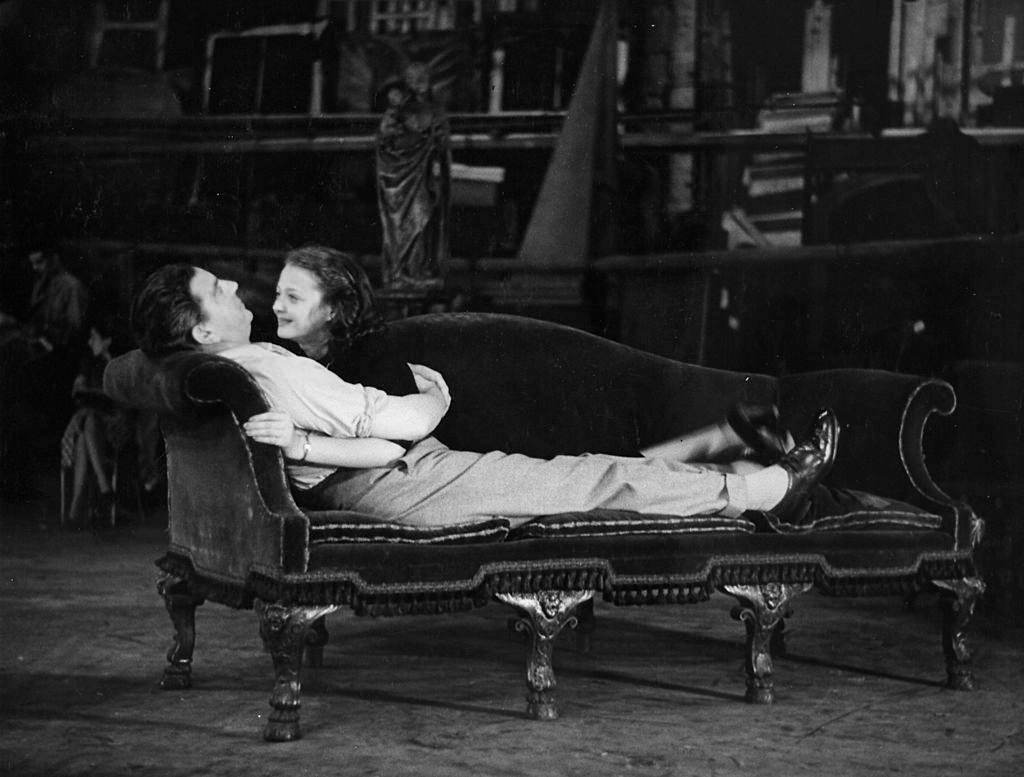#68 Sylvia Sidney with Leslie Banks, 1937.