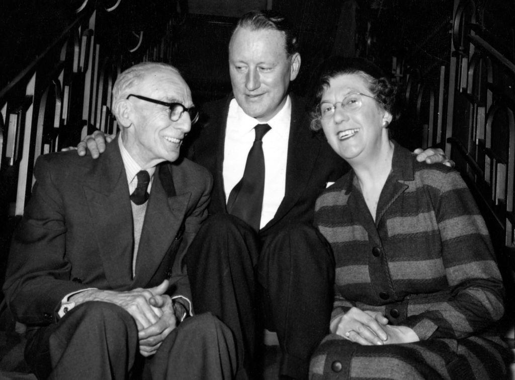 #38 The oldest and youngest Titanic survivors with William MacQuitty.