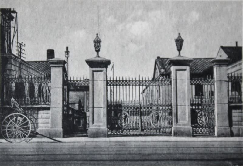 #48 The naval yard, Hong Kong