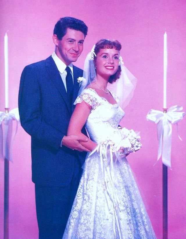 #23 Eddie Fisher and Debbie Reynolds on their wedding day, 1955