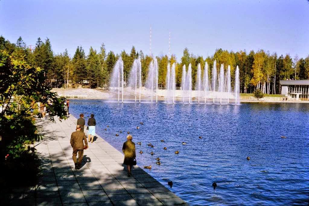 #7 Fountain Tapiola, 1960s