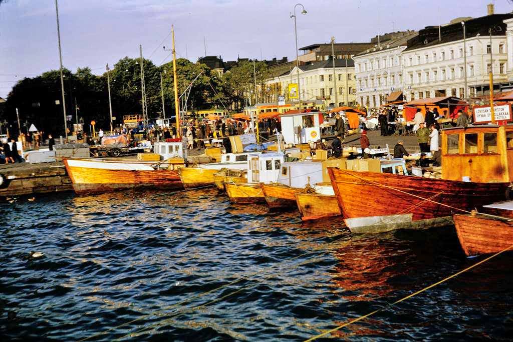 #45 Fishing boats, Helsinki Market, 1960s
