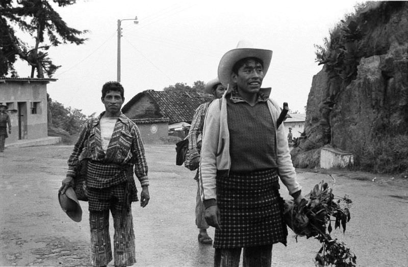 #19 Farmers, Guatemala, 1982