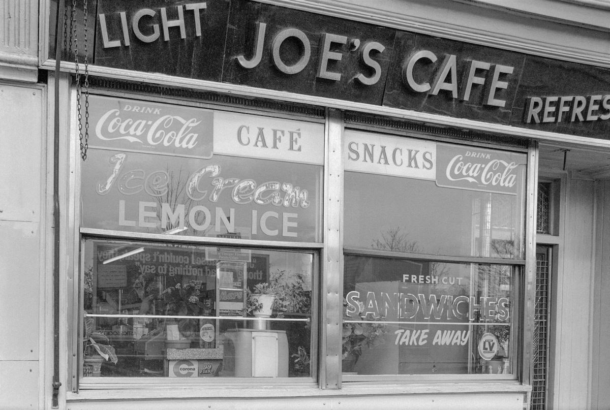 #31 Joe’s Cafe, Old Kent Road, Peckham, Southwark, 1985