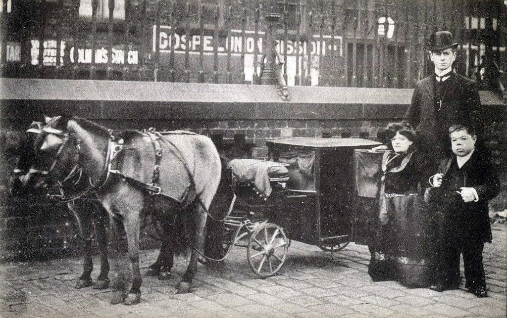 #10 Dwarfs wedding in Bristol, 1869