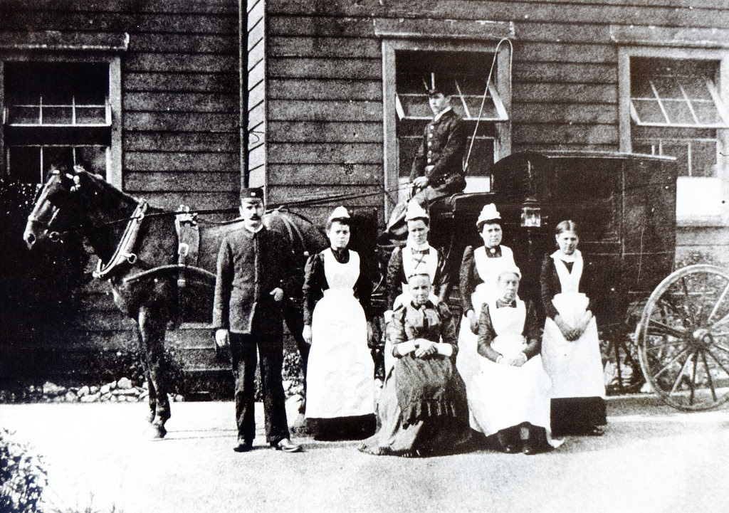 #5 Bristol domestic servants, 1898