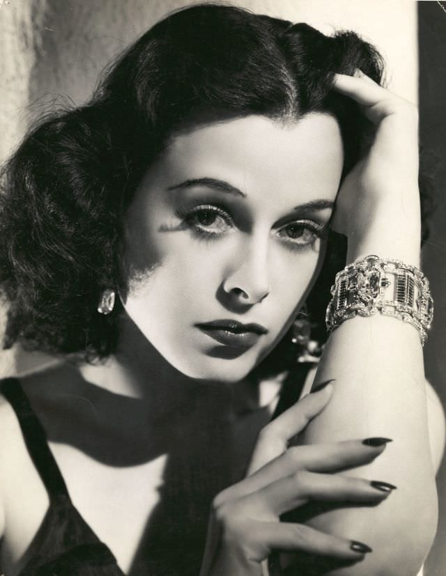 #12 Hedy Lamarr, 1938