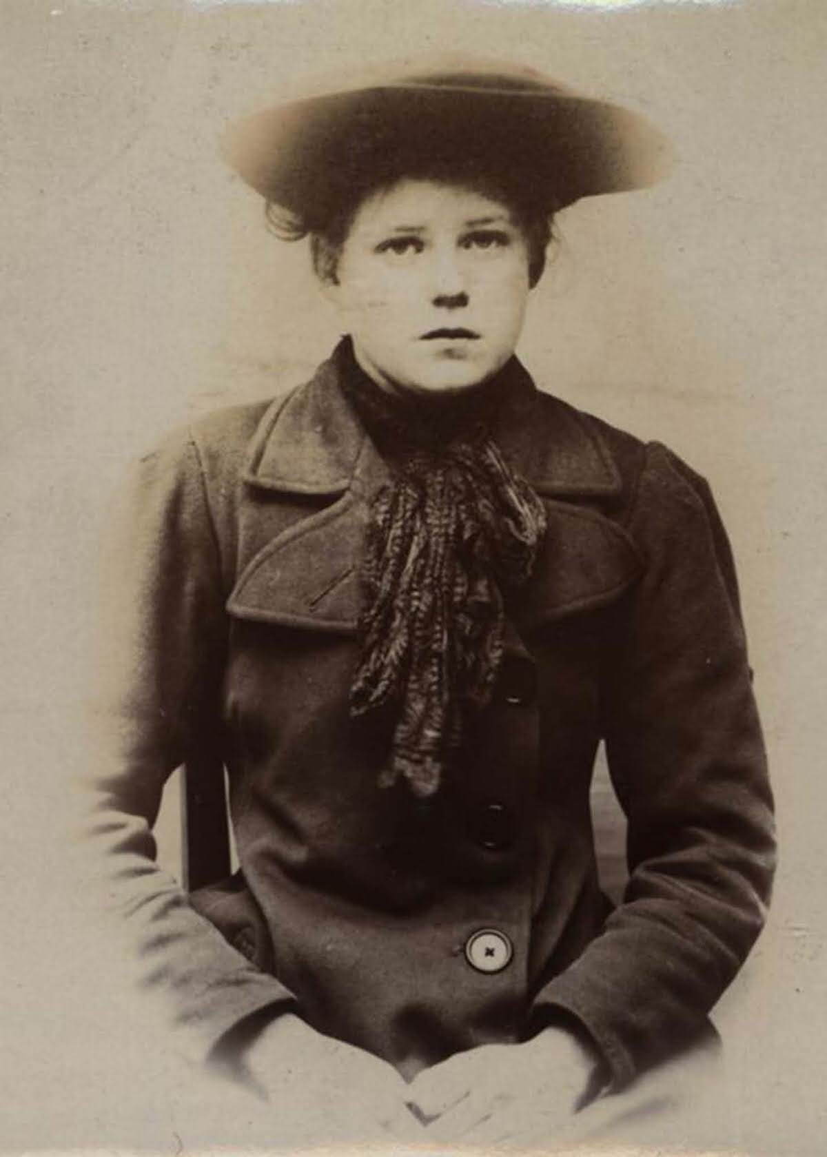 #24 Dora Agnes Sanderson, 16, arrested for theft, 1906.