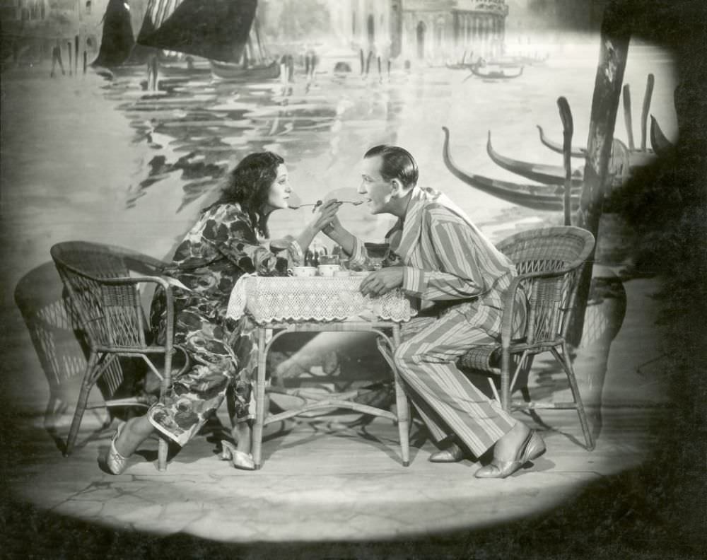 #19 Gertrude Lawrence and Noel Coward in London Calling, 1923.