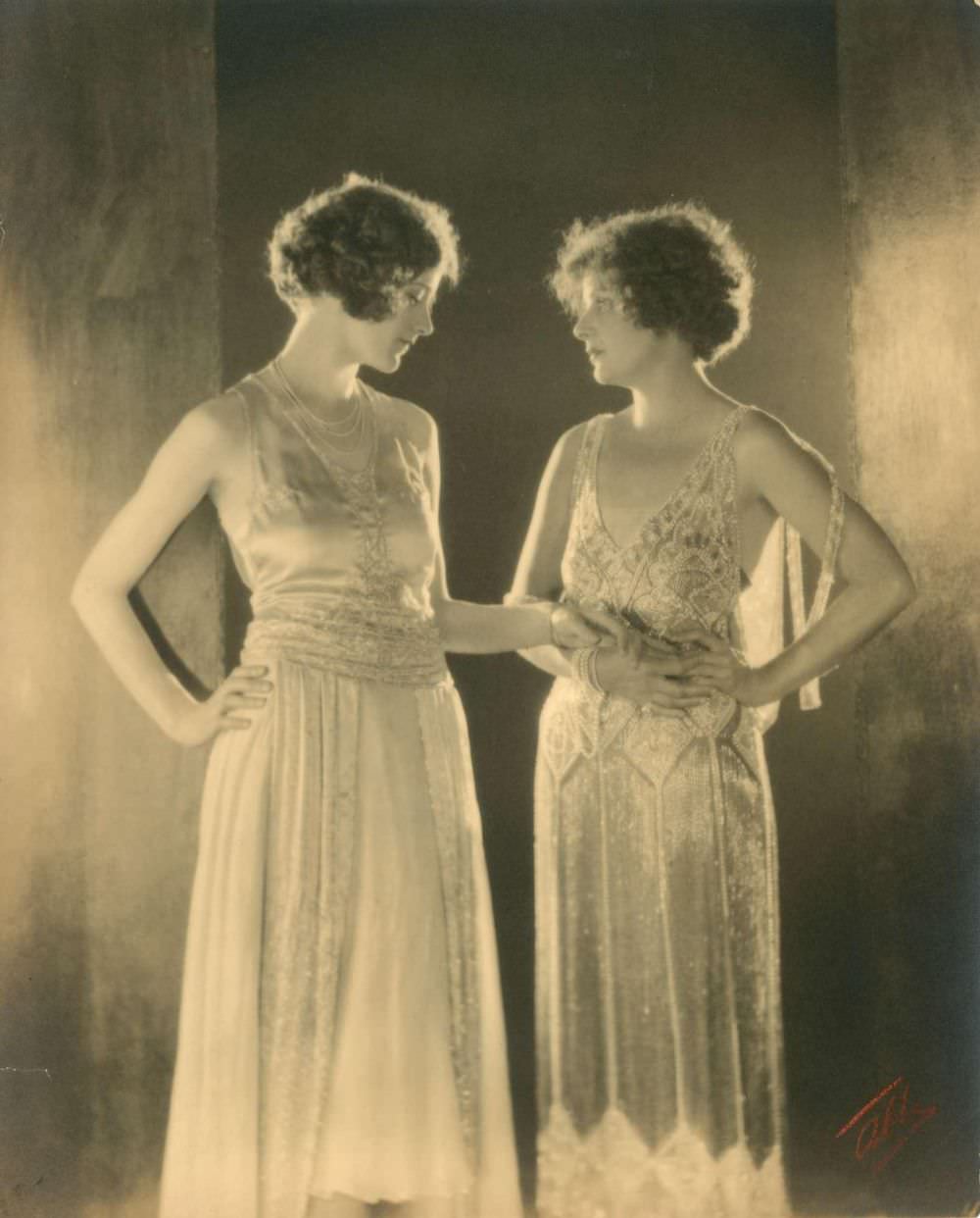 #9 Norma and Constance Talmadge, Motion Picture Classic, 1922.