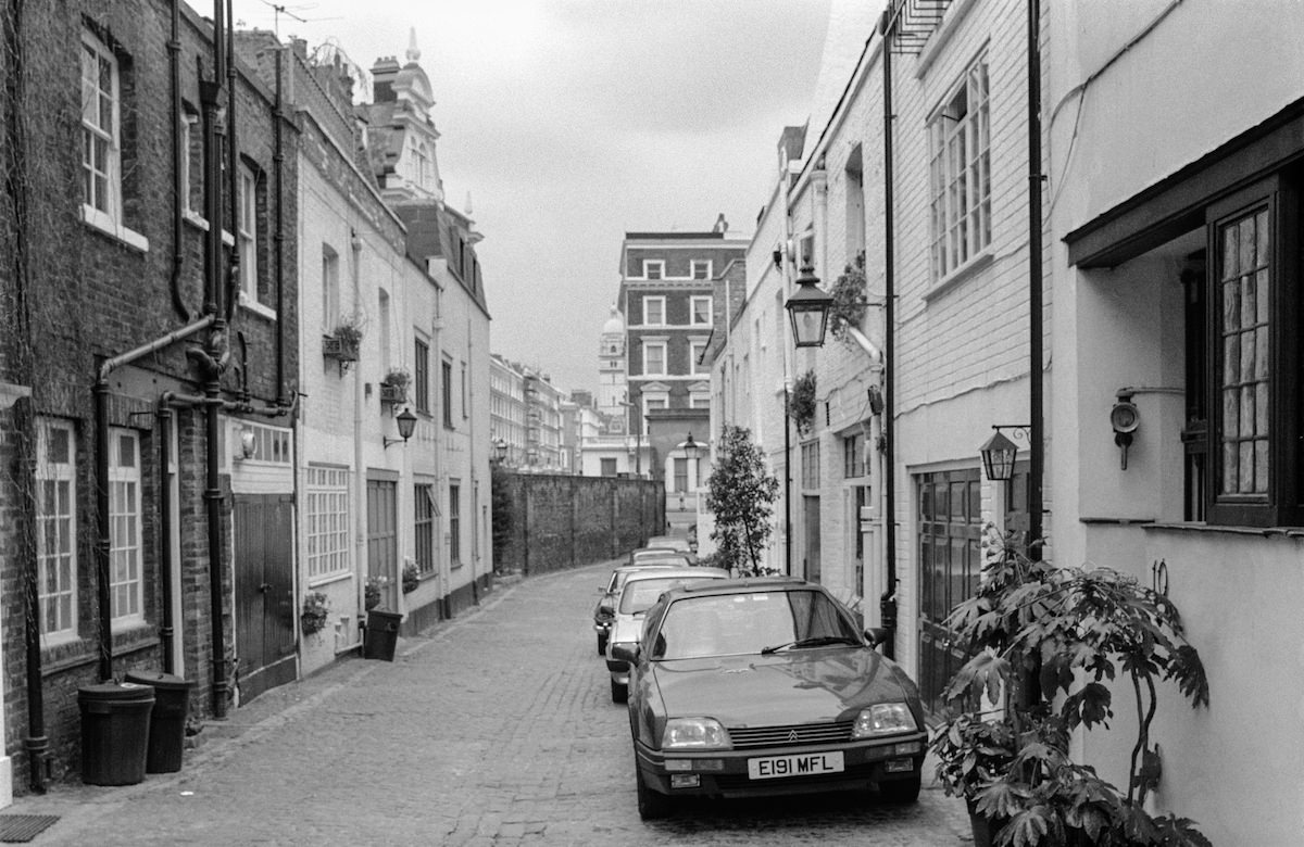 #4 Kynance Mews, Kensington, Kensington and Chelsea, 1988