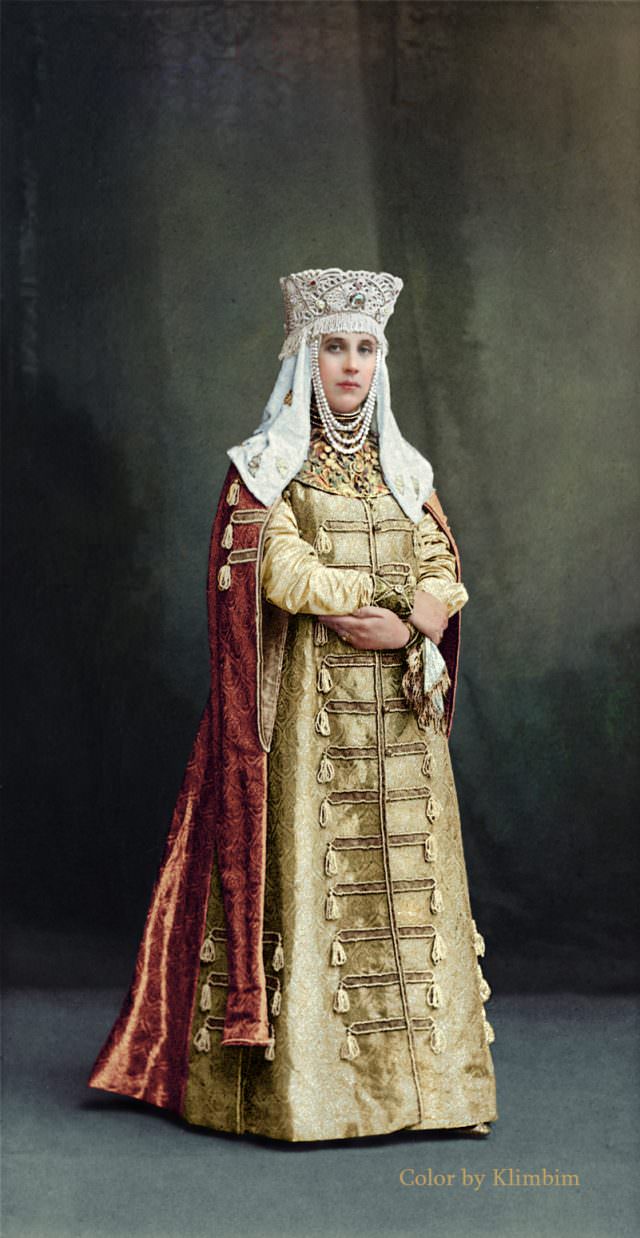 Countess Elisabeth Moussine-Pouchkine, née Comtesse Capnist (17th century boyar’s wife)