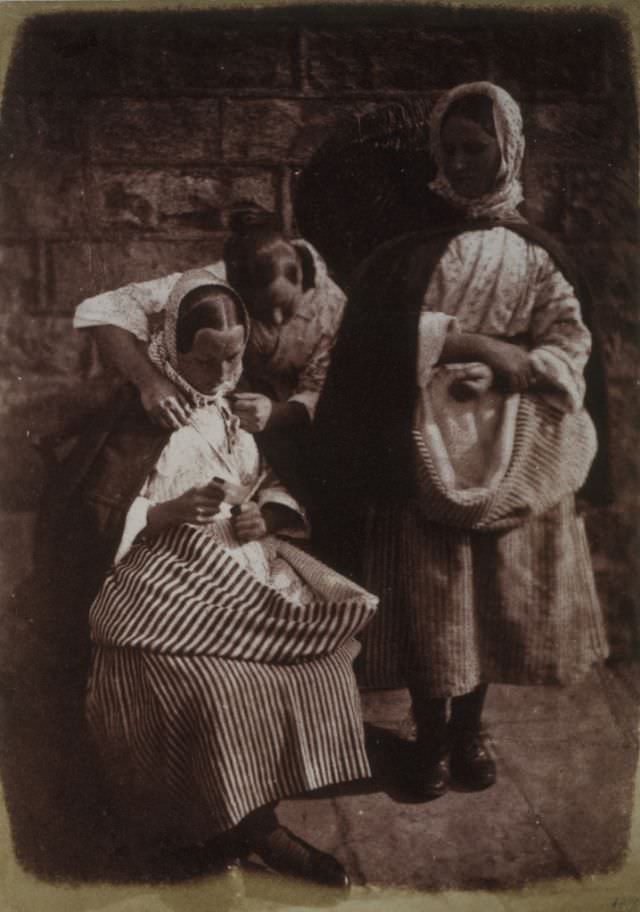 #21 Marion Finlay, Mrs Margaret (Dryburgh) Lyall and Mrs Grace (Finlay) Ramsay. Called ‘The Letter’