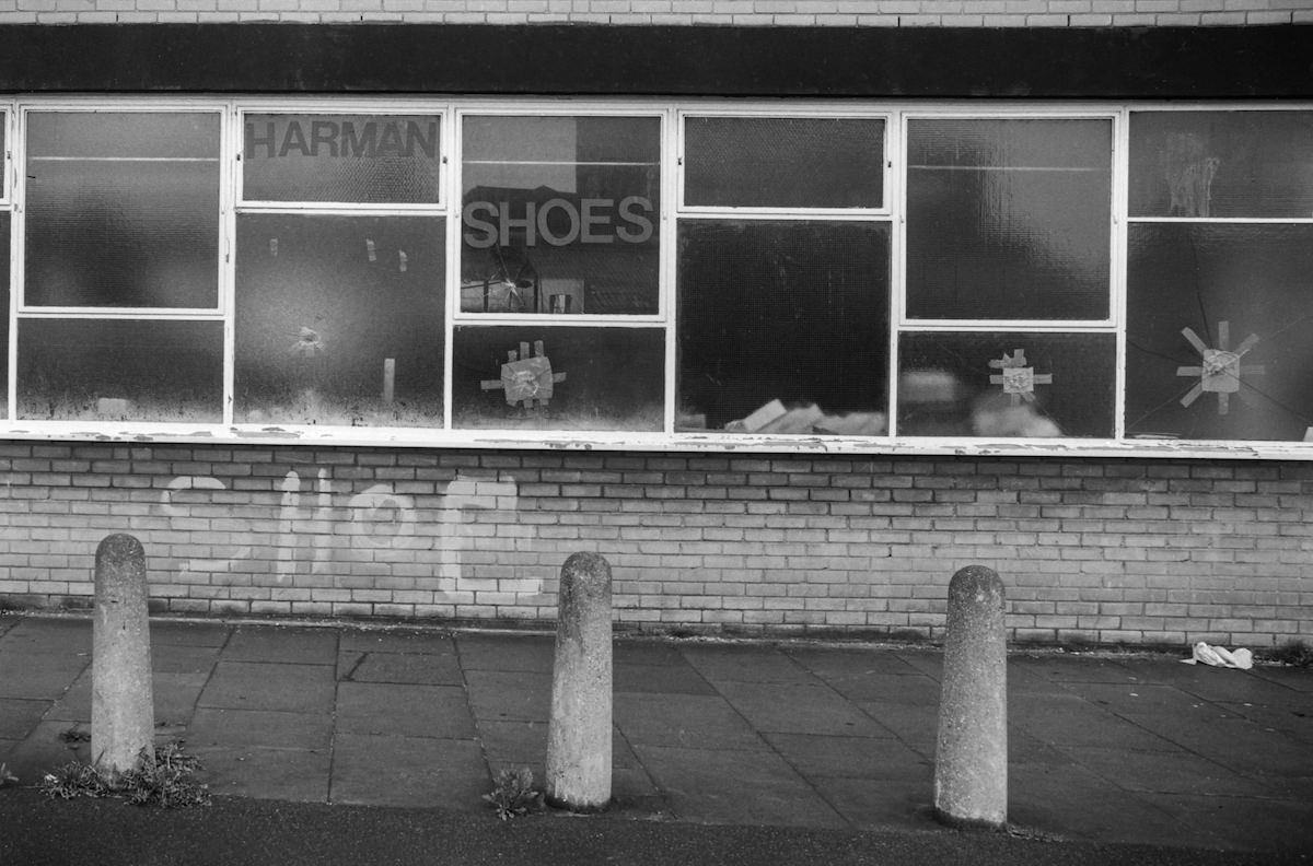 #13 Waterson St, 1986