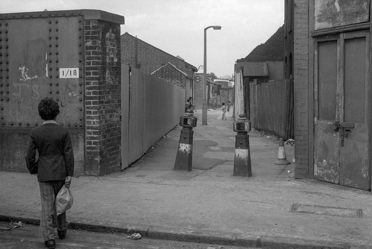 #18 Alley off Brick Lane and Shoreditch Underground Station, Shoreditch, Tower Hamlets. 1980