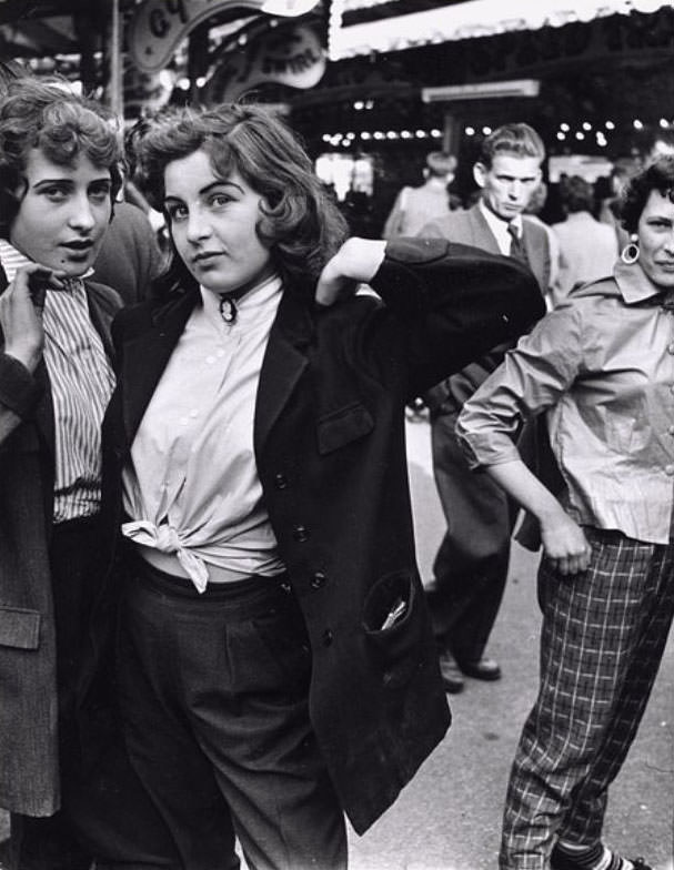 #26 Teddy girls, Battersea Fun Fair