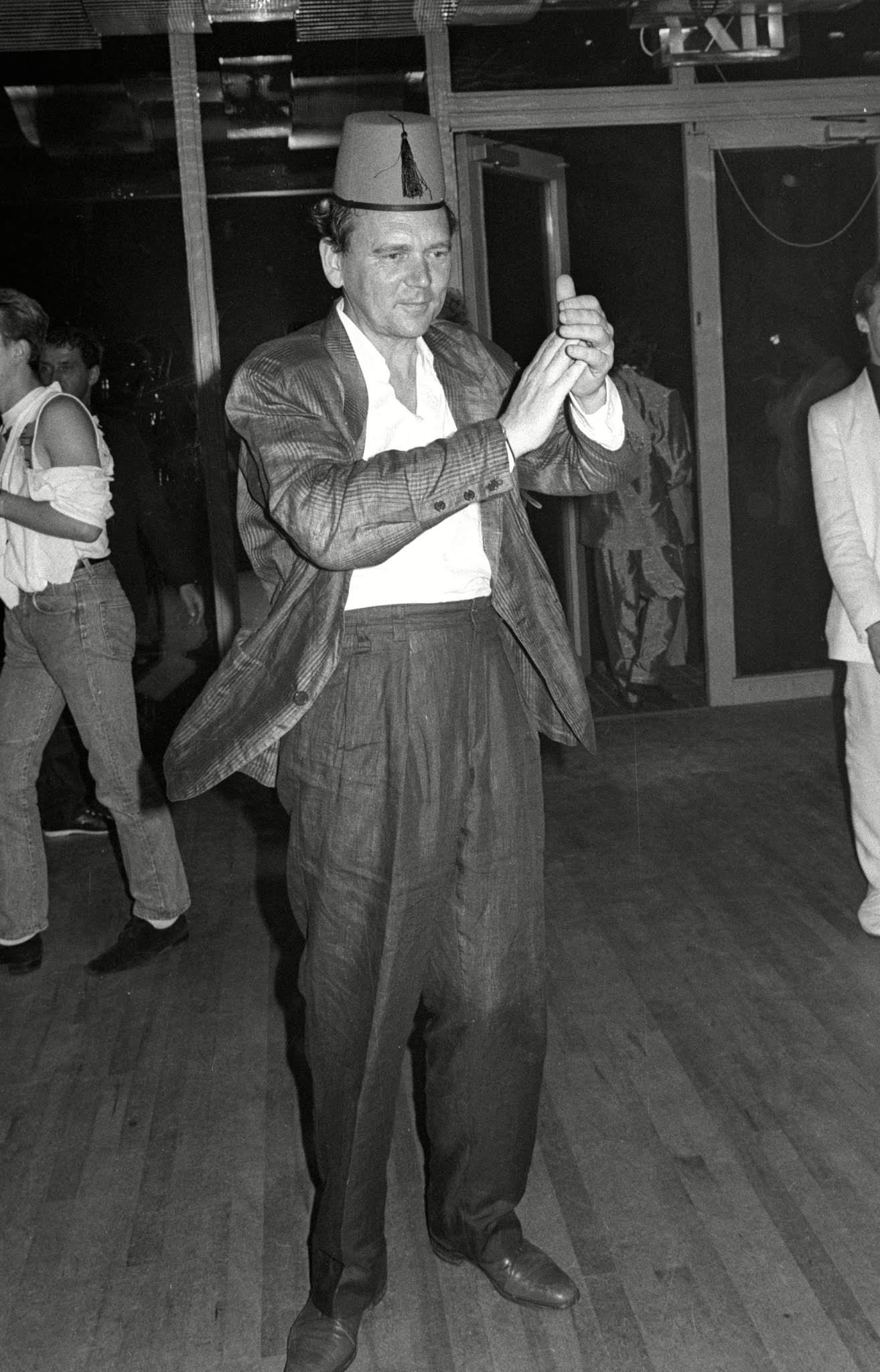 #17 Queen’s manager Jim Beach