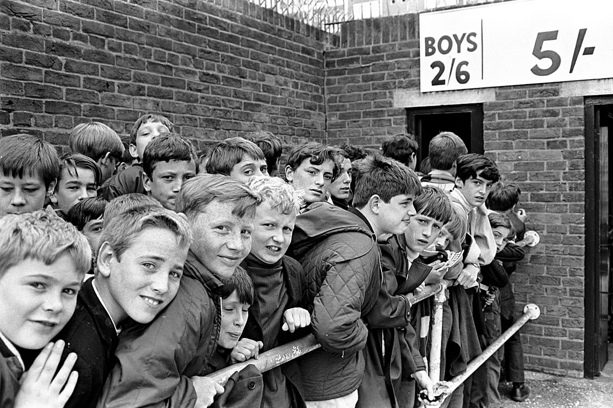 #6 Young West Ham supporters queueing outside Upton Park c.1969