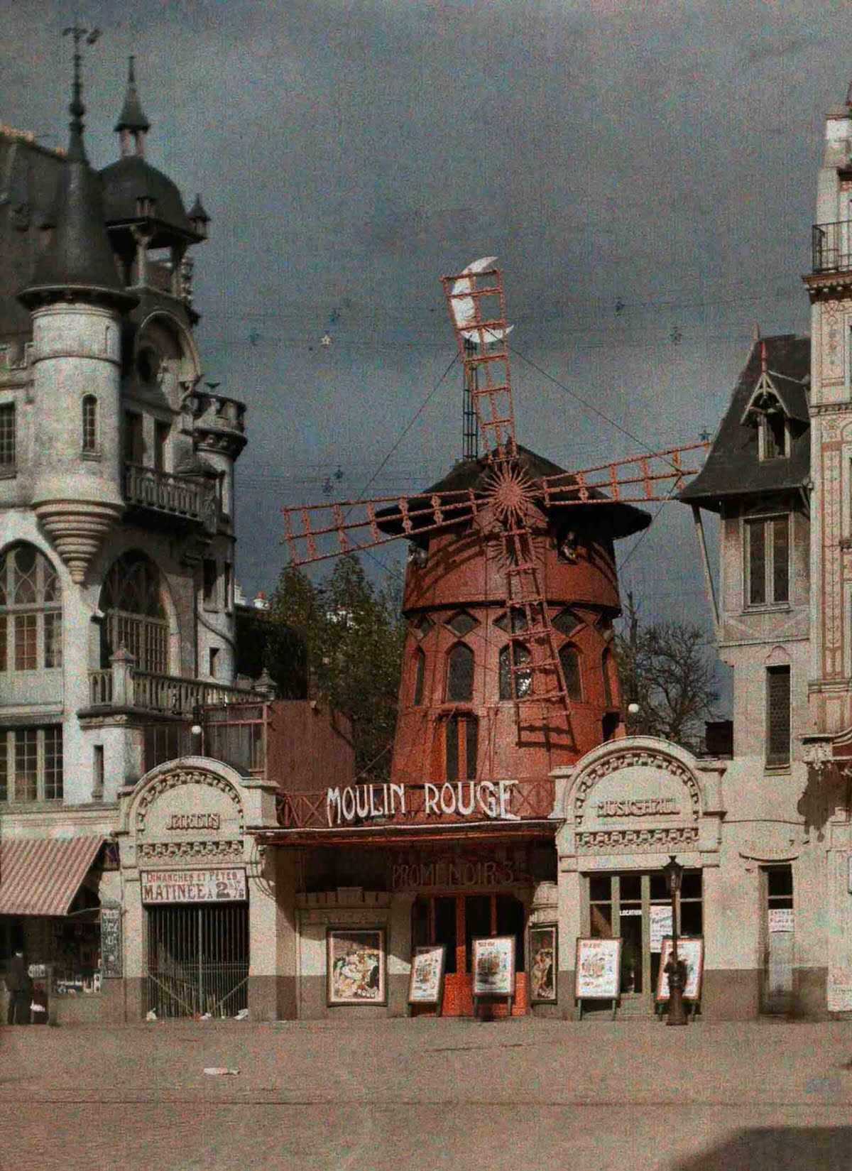 #15 The Moulin Rouge nightclub at Montmarte.