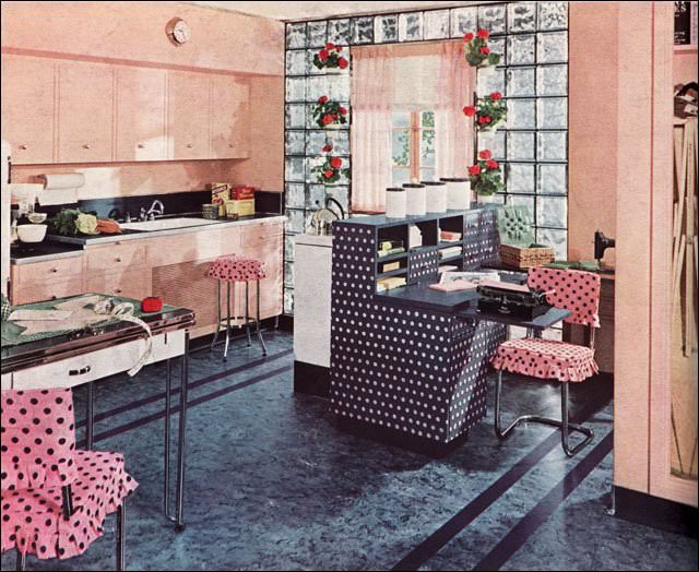#28 1940 Armstrong Polka Dot Kitchen