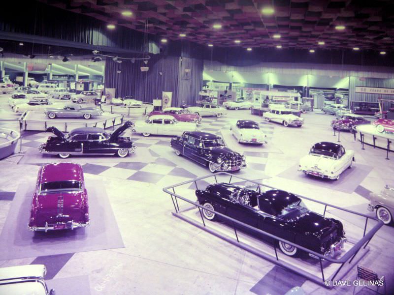 The GM Motorama Display – 1953 Pontiac Parisienne – 1951 Buick LeSabre – Waldorf Astoria, New York City, circa 1953