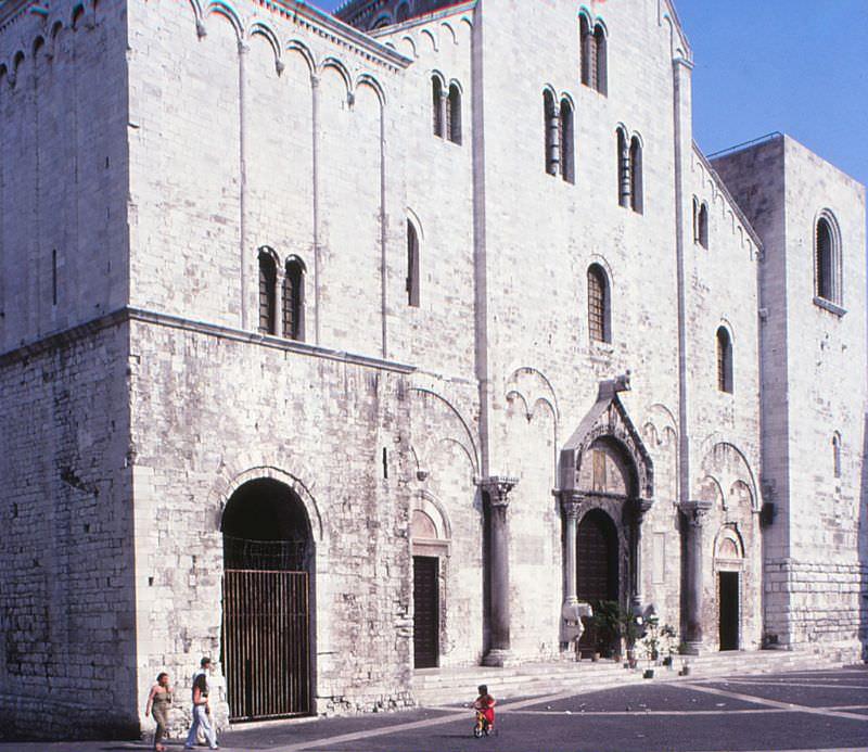 #18 Facade of the Basilica di San Nicola facing Piazza San Nicola