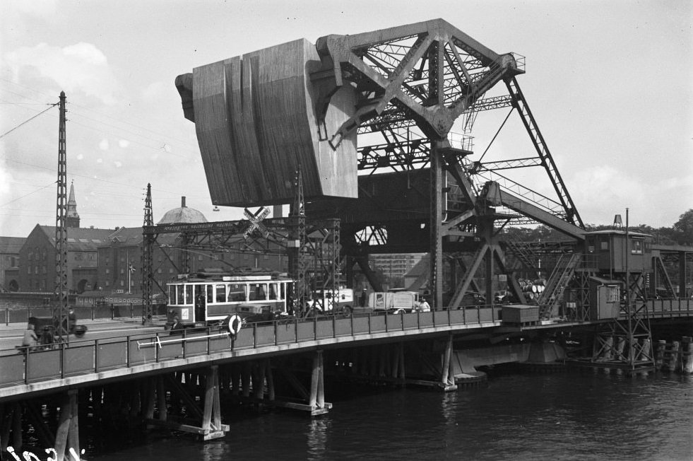 #21 Temporary Langebro