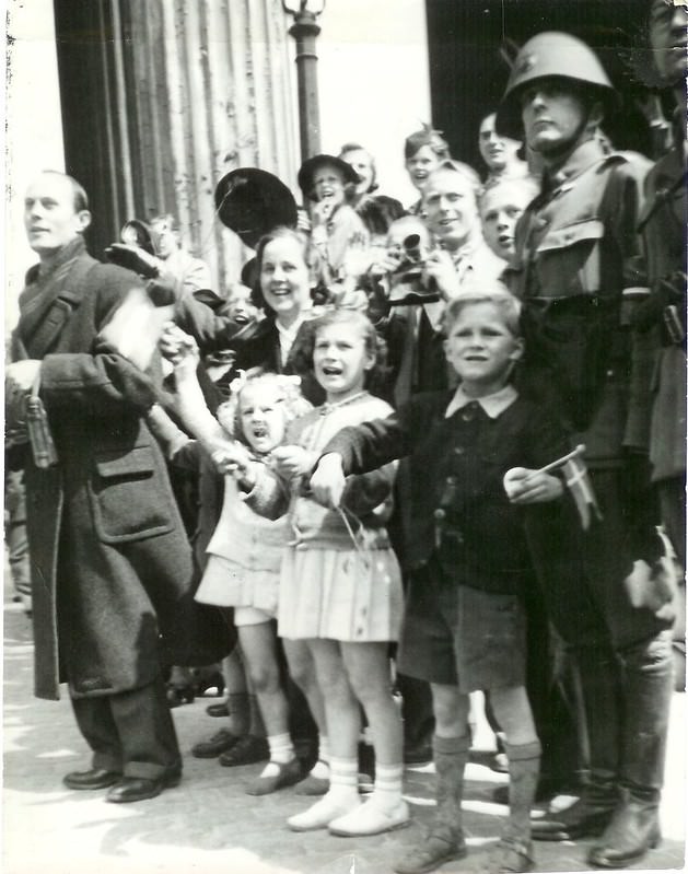 #9 Enthusiastic people with flags outside Vor Frue Kirke in Copenhagen. May 1945