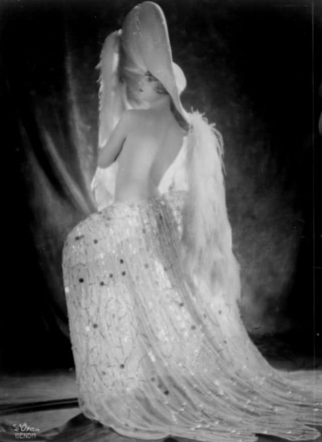 #27 Barbette, 1926