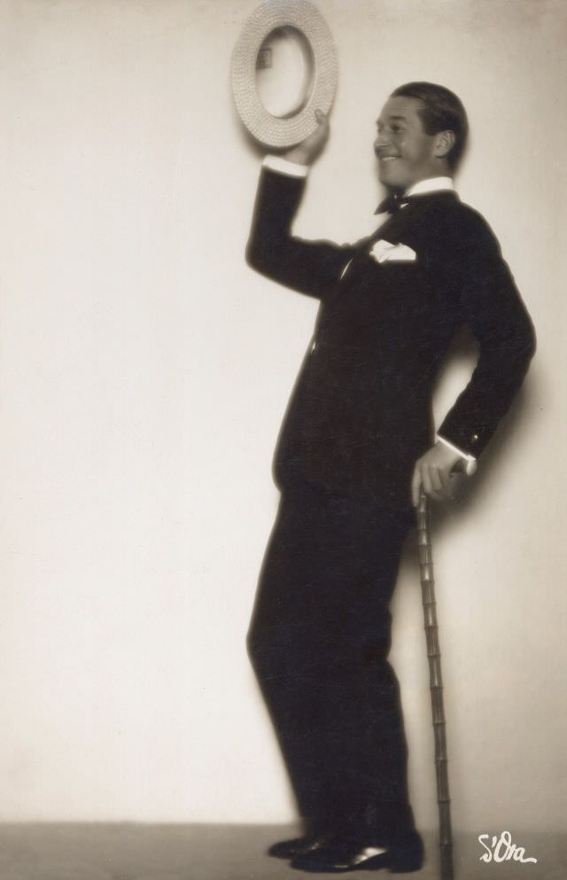 #29 Maurice Chevalier, 1927