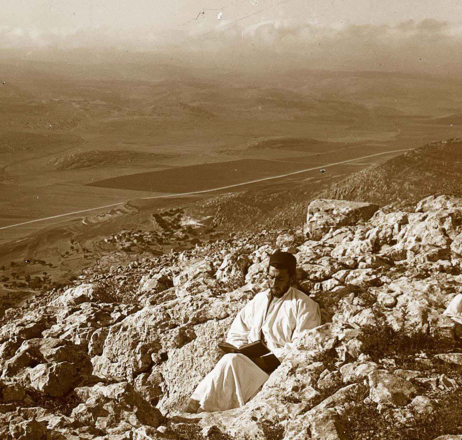 #4 The reputed location of Abraham’s offering of Isaac on Mount Gerizim.
