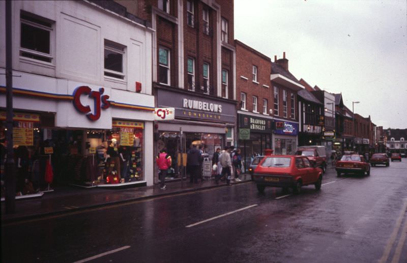 #19 Looking south along the east side of Upper Brook St with the junction with Tacket St in the distance