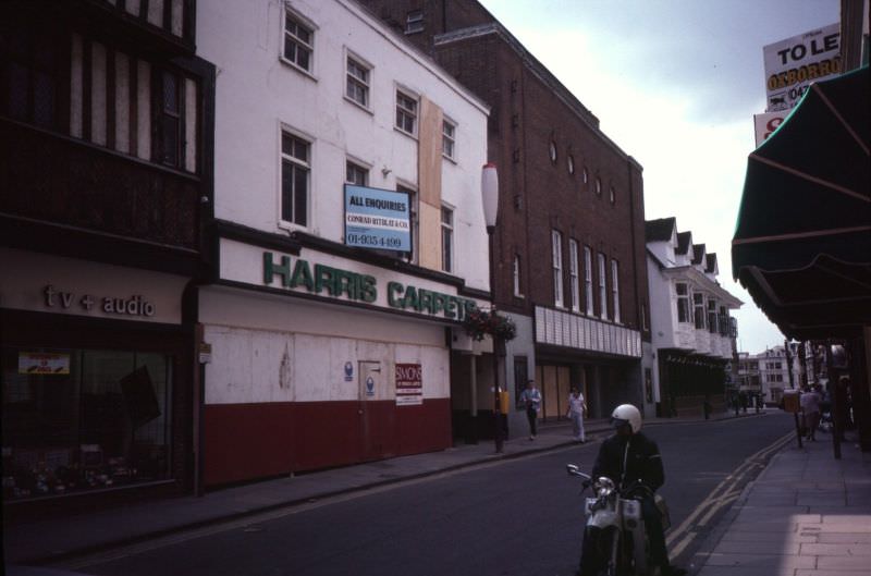#6 Buttermarket opposite Street Lawrence Lane