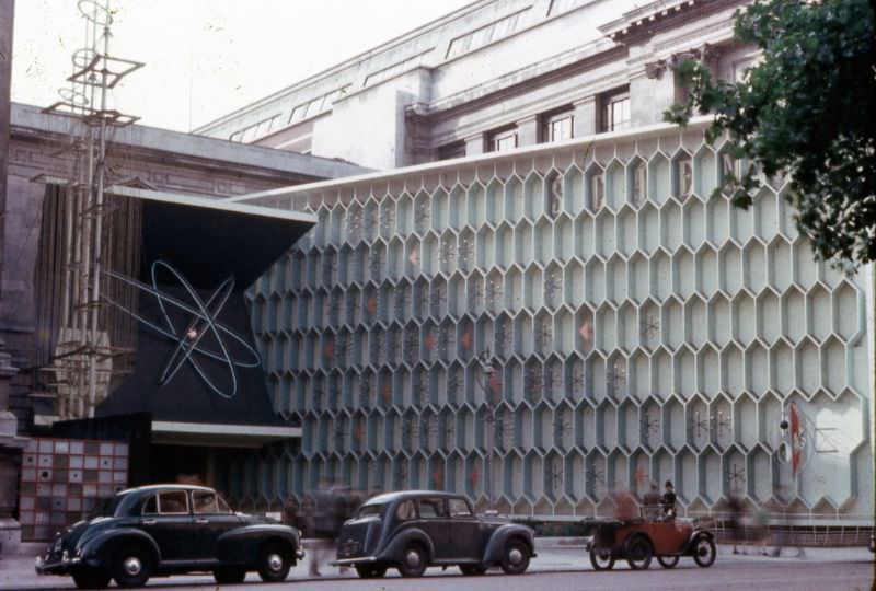 #18 Festival of Britain at the Science Museum, Exhibition Road.