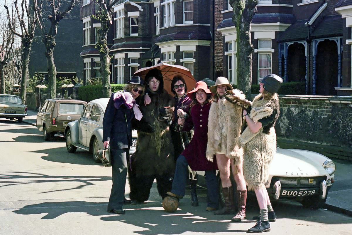 #7 English Eccentrics, Crouch End, April 1975