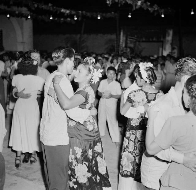 #3 Couples dance in traditional dress in Tehuantepec.